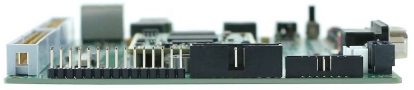 TL138F-EasyEVM開(kāi)發(fā)板側(cè)視圖1