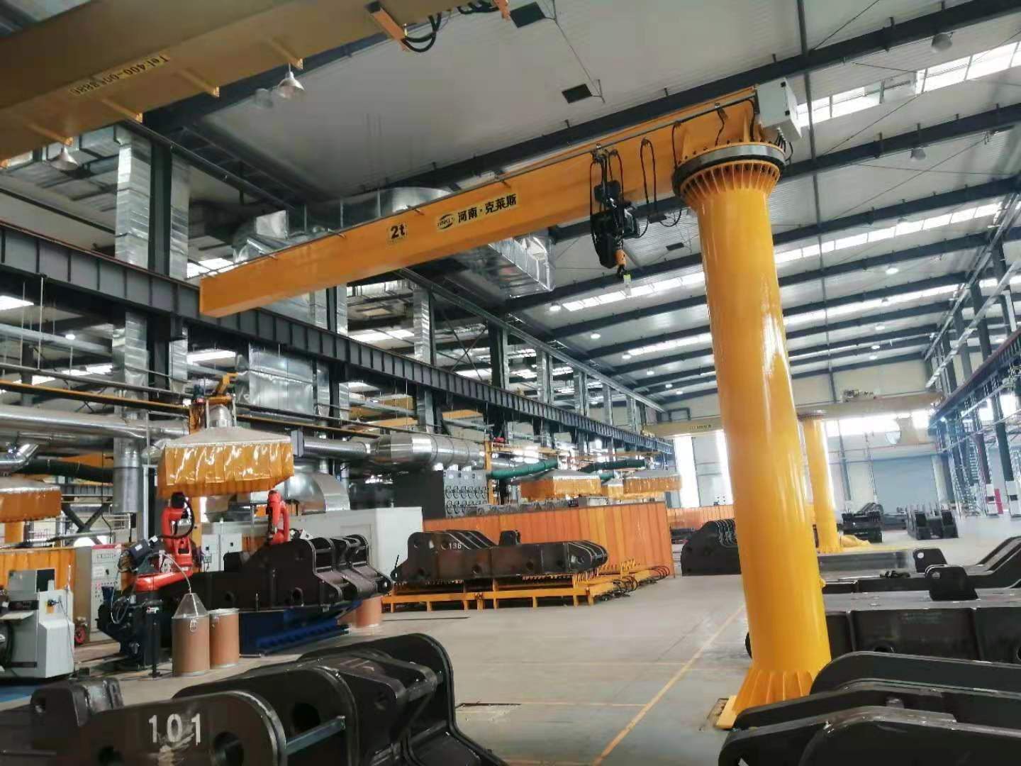 移動(dòng)懸臂吊起重機(jī)